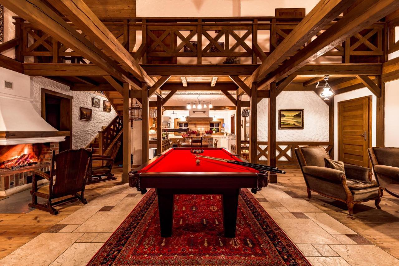 Dworek Wiktorowo Hotel Budki Petrykowskie Luaran gambar