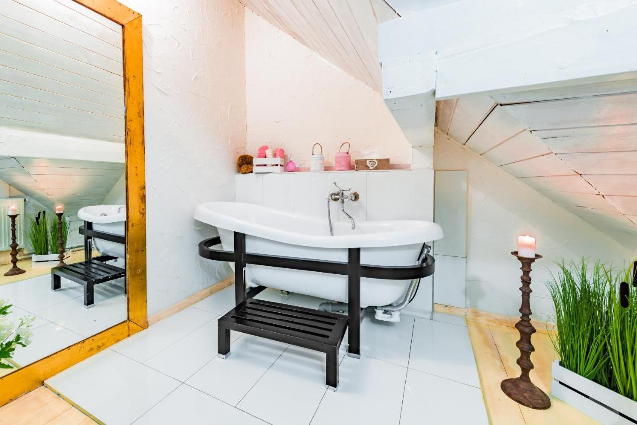 Dworek Wiktorowo Hotel Budki Petrykowskie Luaran gambar